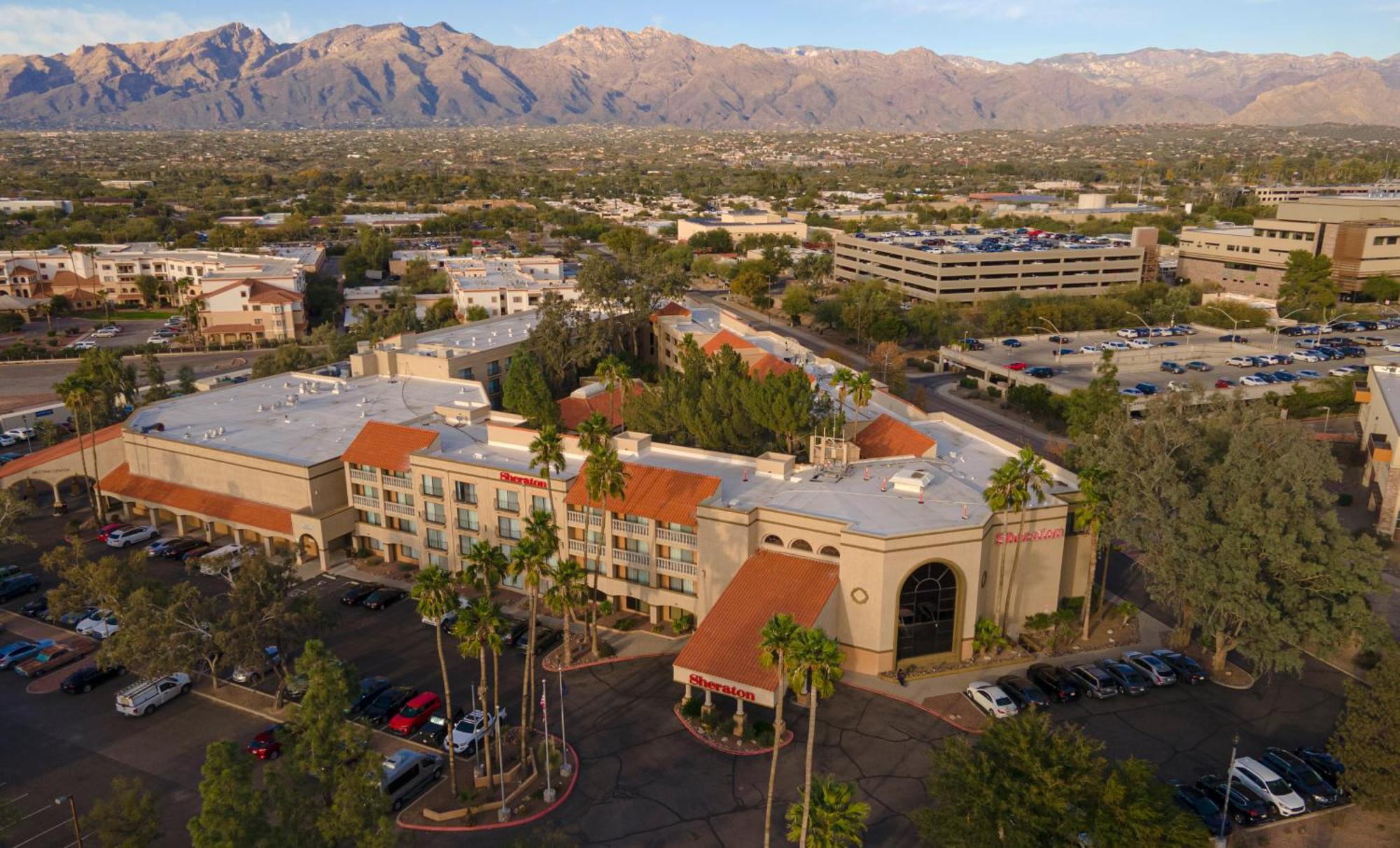Sheraton Tucson Hotel & Suites Buitenkant foto